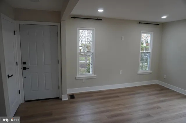 a view of utility room