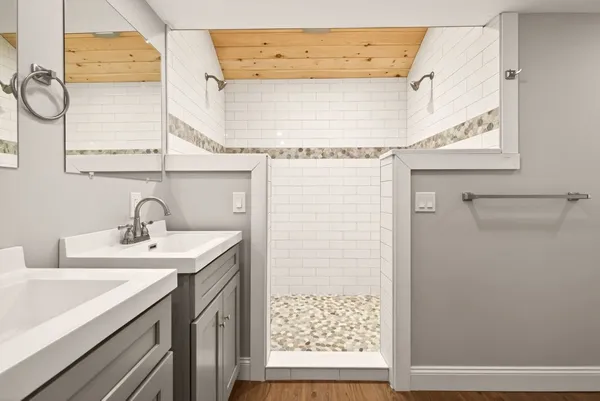 $1,999,999 | 4765 Seneca Point Road, Canandaigua Town, NY 14424