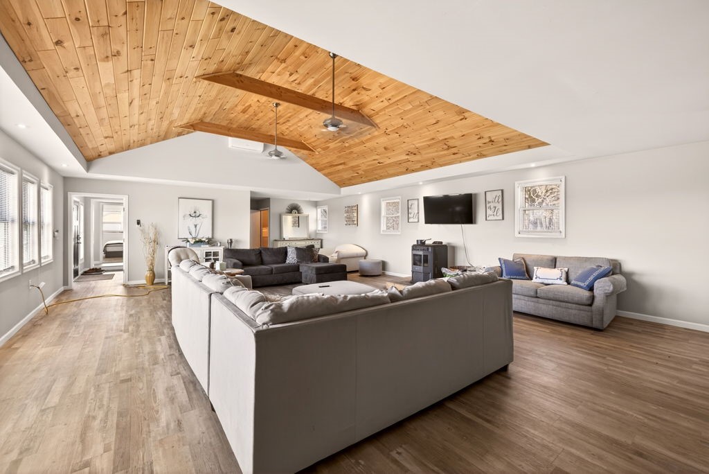 4765 Seneca Point Road Canandaigua Town, NY 14424 - Photo 20 of 50