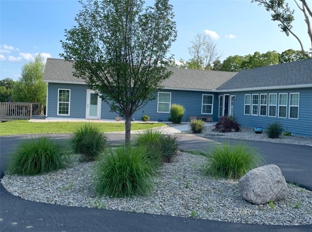 4765 Seneca Point Road Canandaigua Town, NY 14424 - Photo 2 of 50