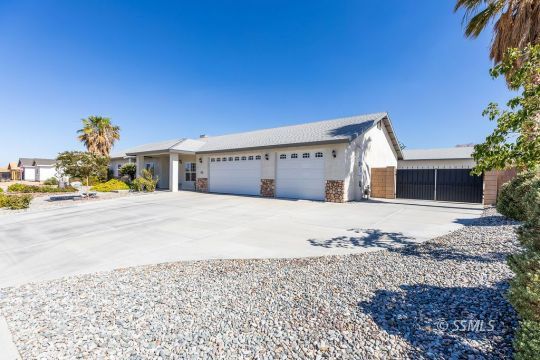 1101 West Church Avenue Ridgecrest, CA 93555 - Photo 5 of 40 Gallery Image 5