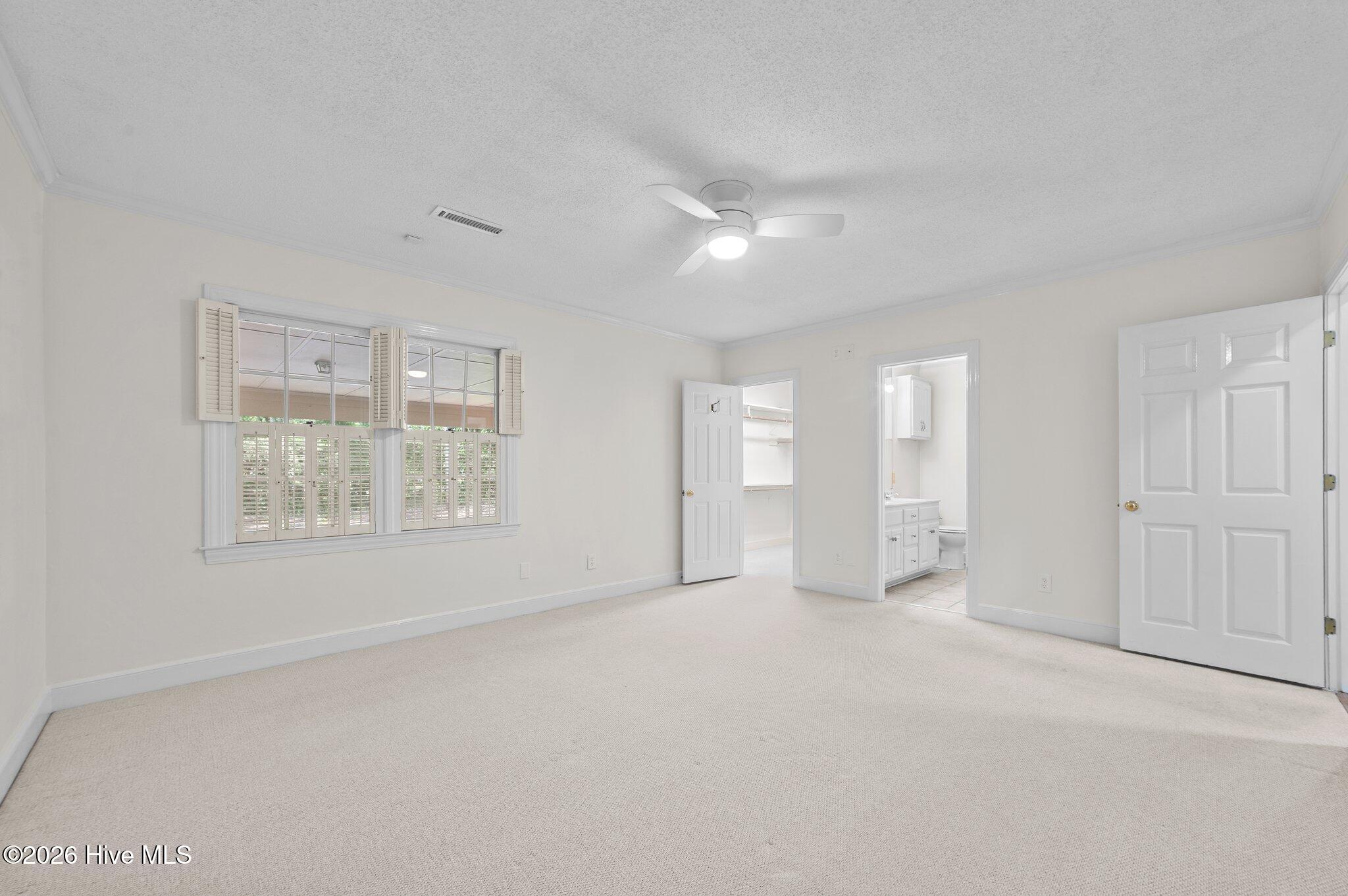 809 Greenbriar Road Kinston, NC 28501 - Photo 34 of 47 34-web-or-mls-LHV_0097