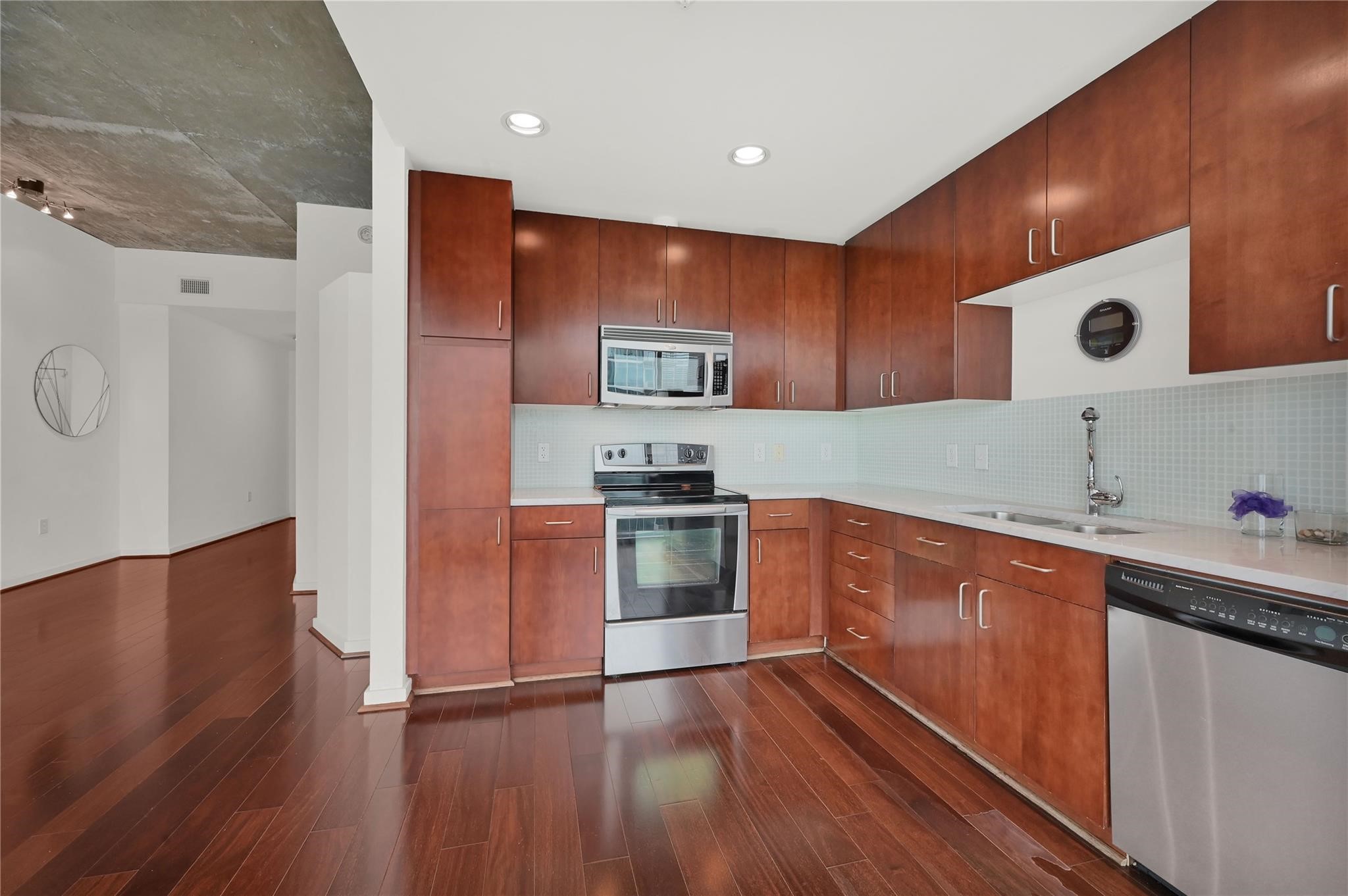 5925 Almeda Road, Unit 12516 Houston, TX 77004 - Photo 12 of 20