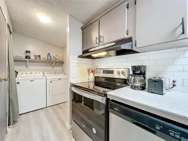 $239,900 | 13426 Palm Drive, Astatula, FL 34705