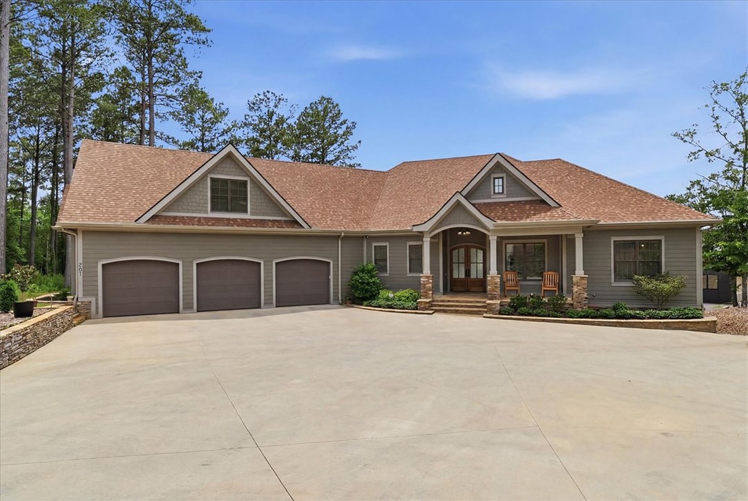 201 Harbor Drive Seneca, SC 29672 - Photo 1 of 50