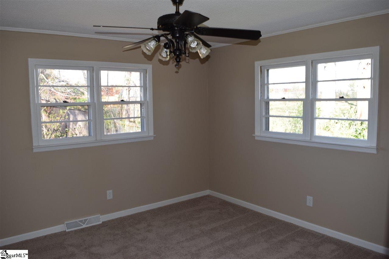 113 State Rd S-42-2288 Spartanburg, SC 29307 - Photo 11 of 15 Gallery Image 11