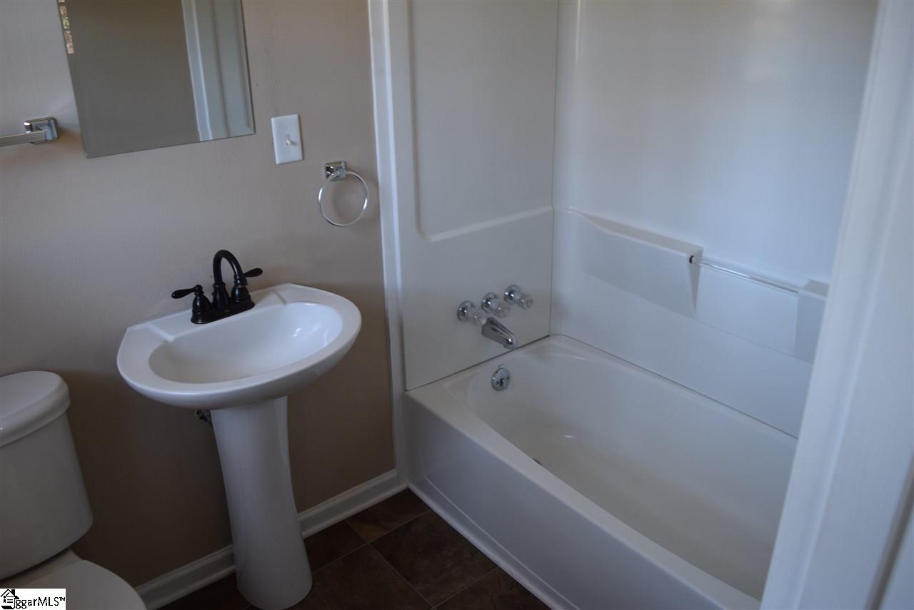 113 State Rd S-42-2288 Spartanburg, SC 29307 - Photo 13 of 15 Gallery Image 13