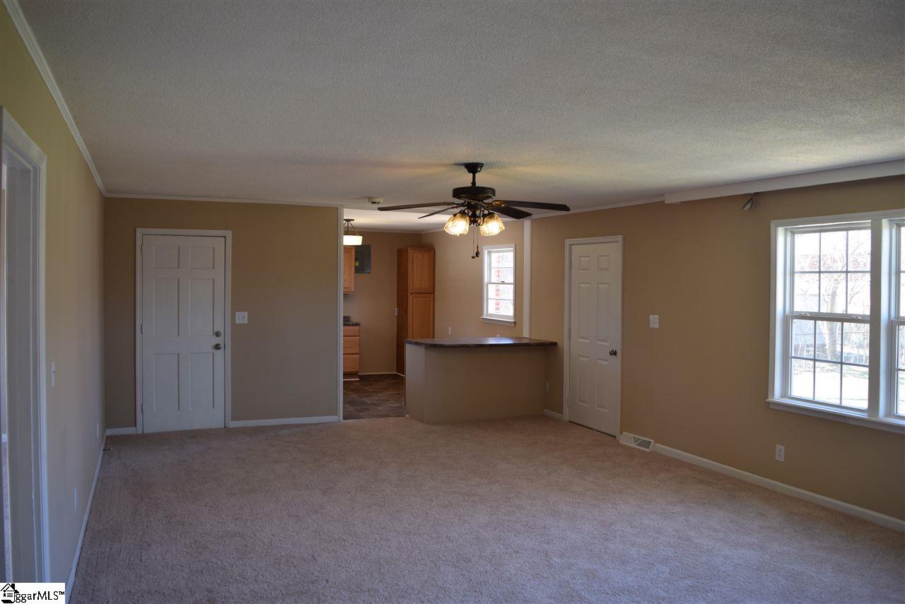 113 State Rd S-42-2288 Spartanburg, SC 29307 - Photo 7 of 15 Gallery Image 7