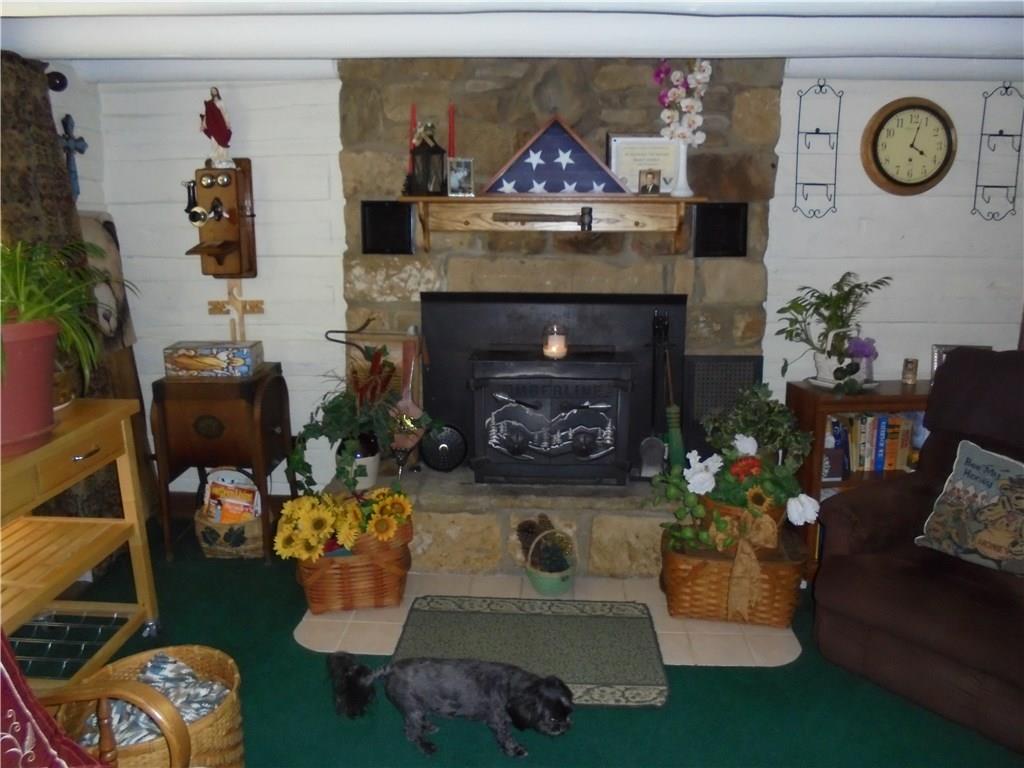 554 Hoover Road Nashville, IN 47448 - Photo 4 of 23 Gallery Image 4