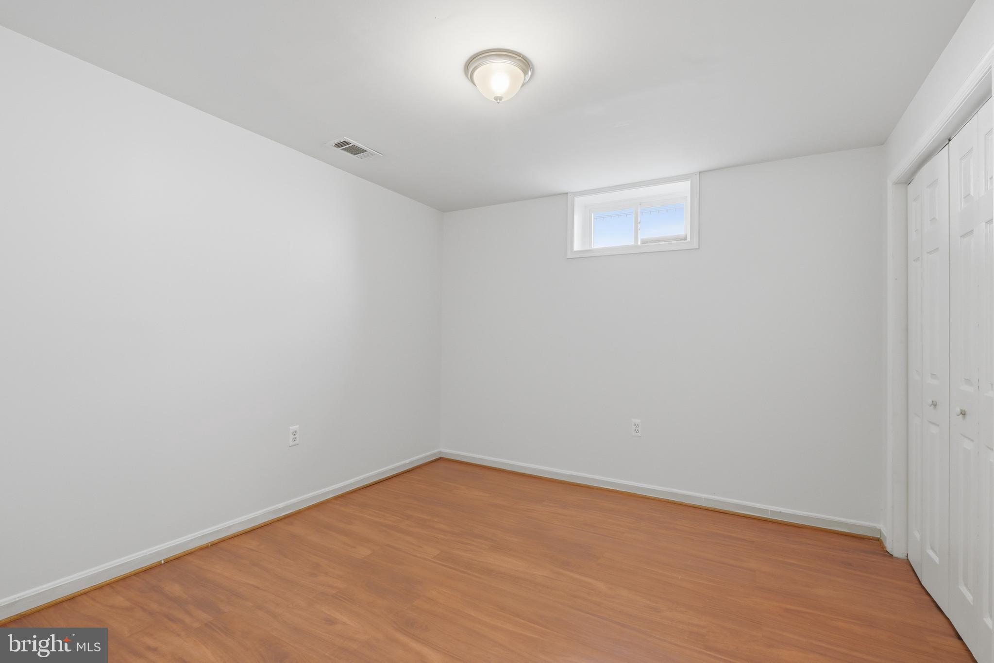 2240 Sanibel Drive Reston, VA 20191 - Photo 27 of 50