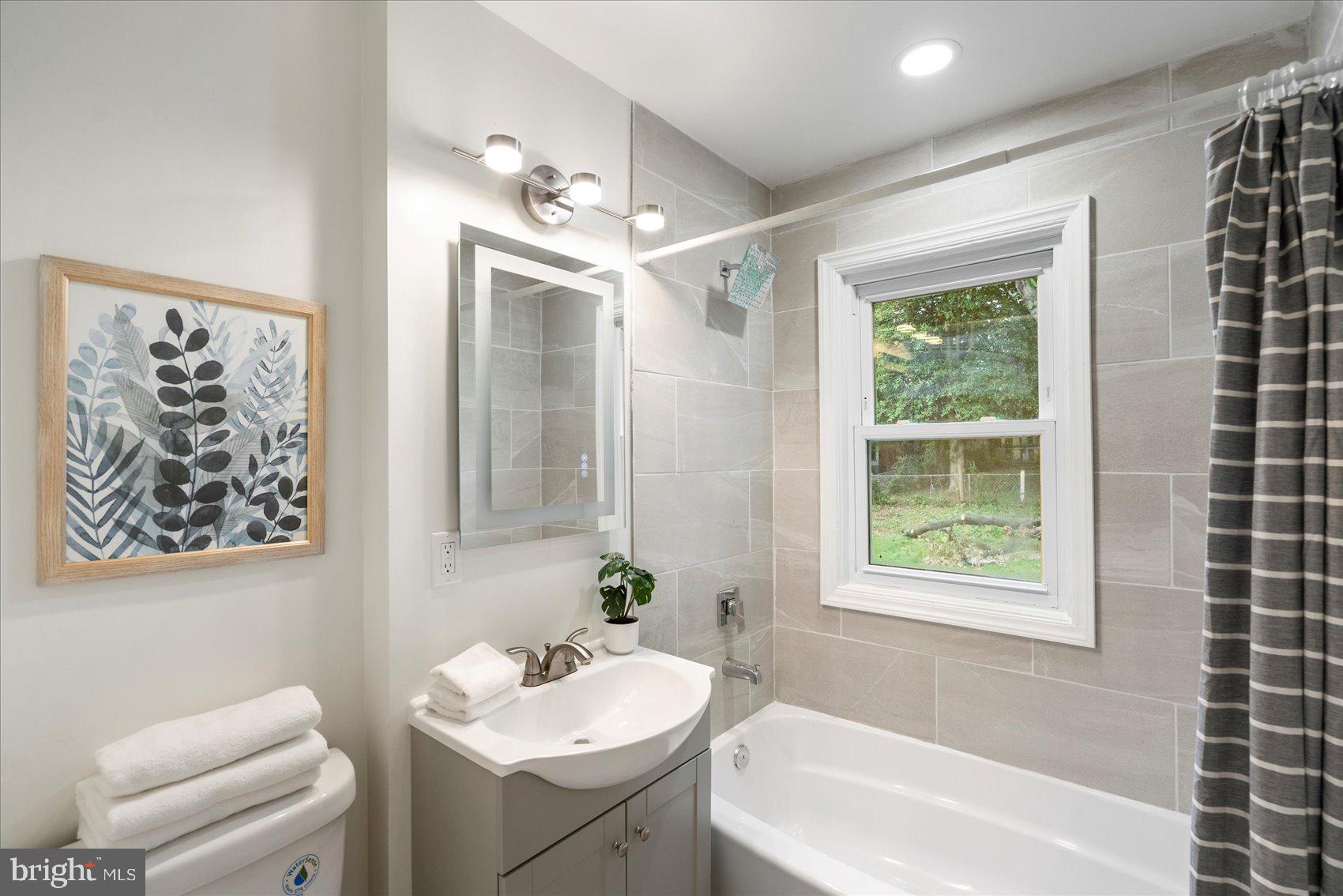5723 Onnen Road Baltimore, MD 21206 - Photo 23 of 36 Gallery Image 23