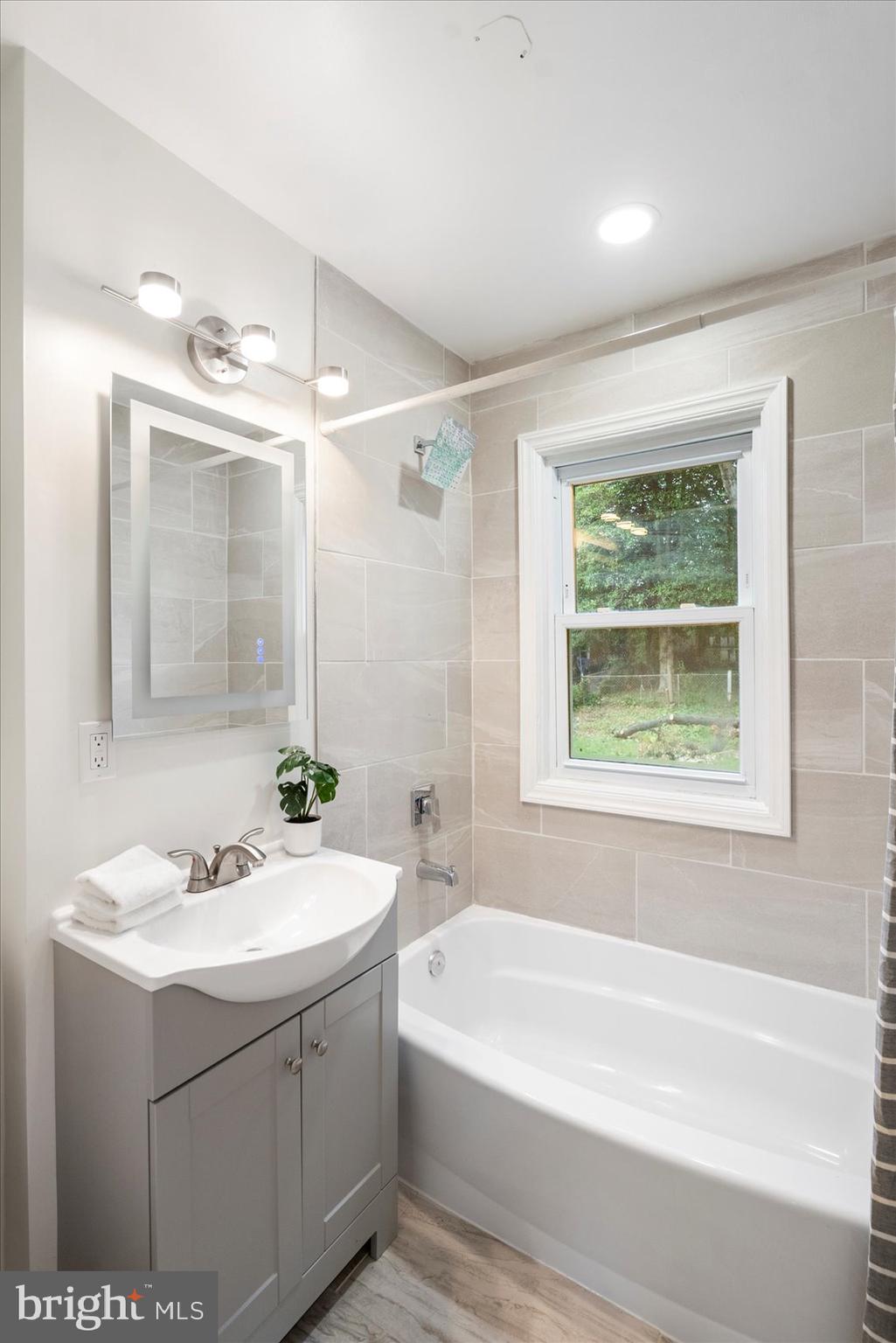 5723 Onnen Road Baltimore, MD 21206 - Photo 24 of 36 Gallery Image 24