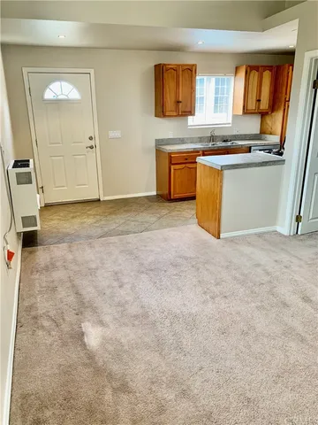 $1,995 | 5440 Denny Avenue, North Hollywood, CA 91601