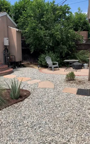 $1,995 | 5440 Denny Avenue, North Hollywood, CA 91601