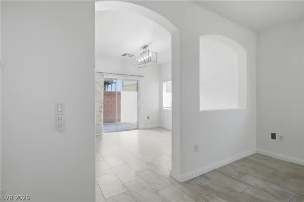 $1,800 | 6316 Rolling Rose Street, Unit 102, North Las Vegas, NV 89081