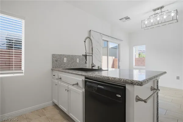 $1,800 | 6316 Rolling Rose Street, Unit 102, North Las Vegas, NV 89081