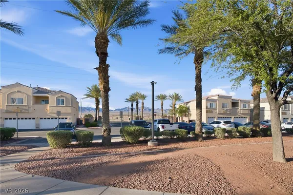 $1,800 | 6316 Rolling Rose Street, Unit 102, North Las Vegas, NV 89081