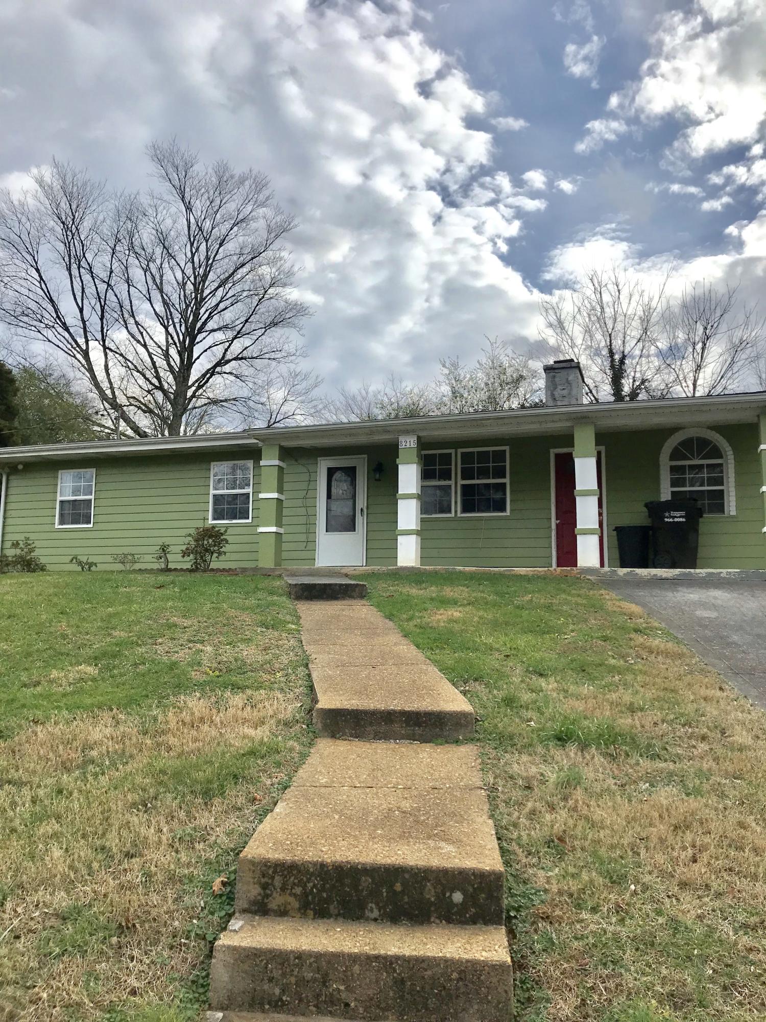 8215 Tamarack Road Knoxville, TN 37919 - Photo 1 of 29 fullsizeoutput_1c4