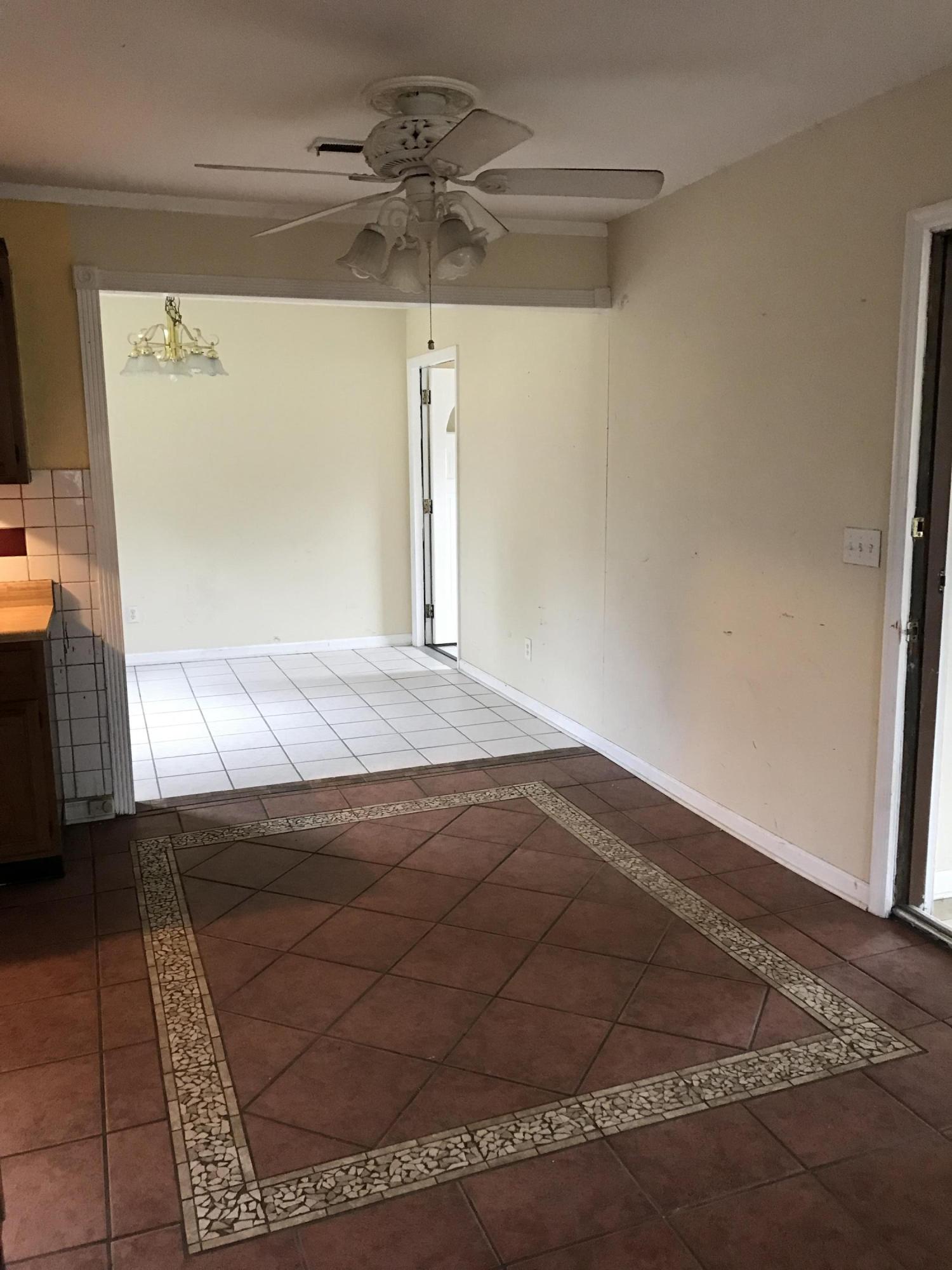 8215 Tamarack Road Knoxville, TN 37919 - Photo 14 of 29 NajnuDtwRK+IzQlF5aeZBg