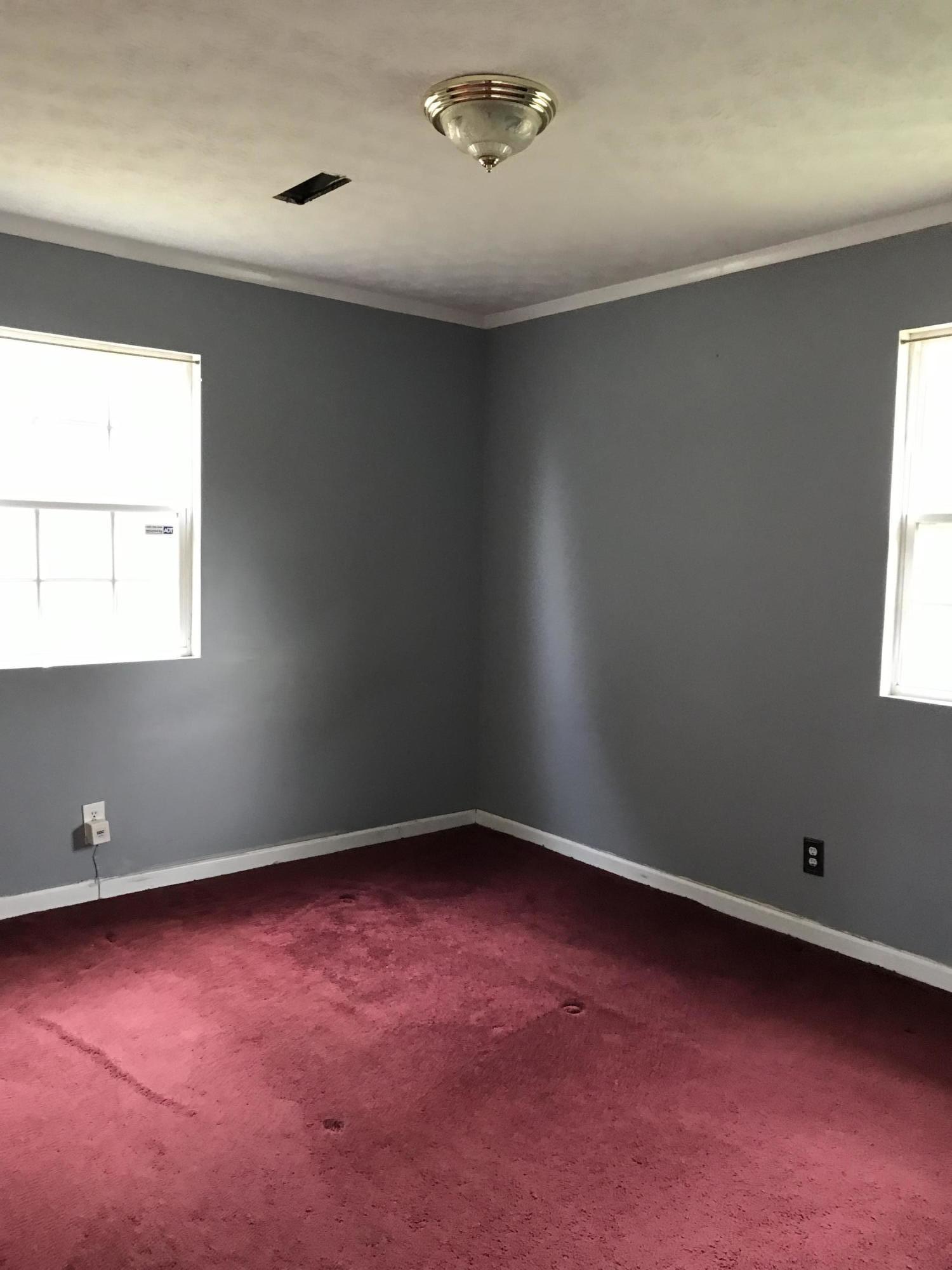 8215 Tamarack Road Knoxville, TN 37919 - Photo 3 of 29 b9VNIqlRQMGkXraXnJXTDw