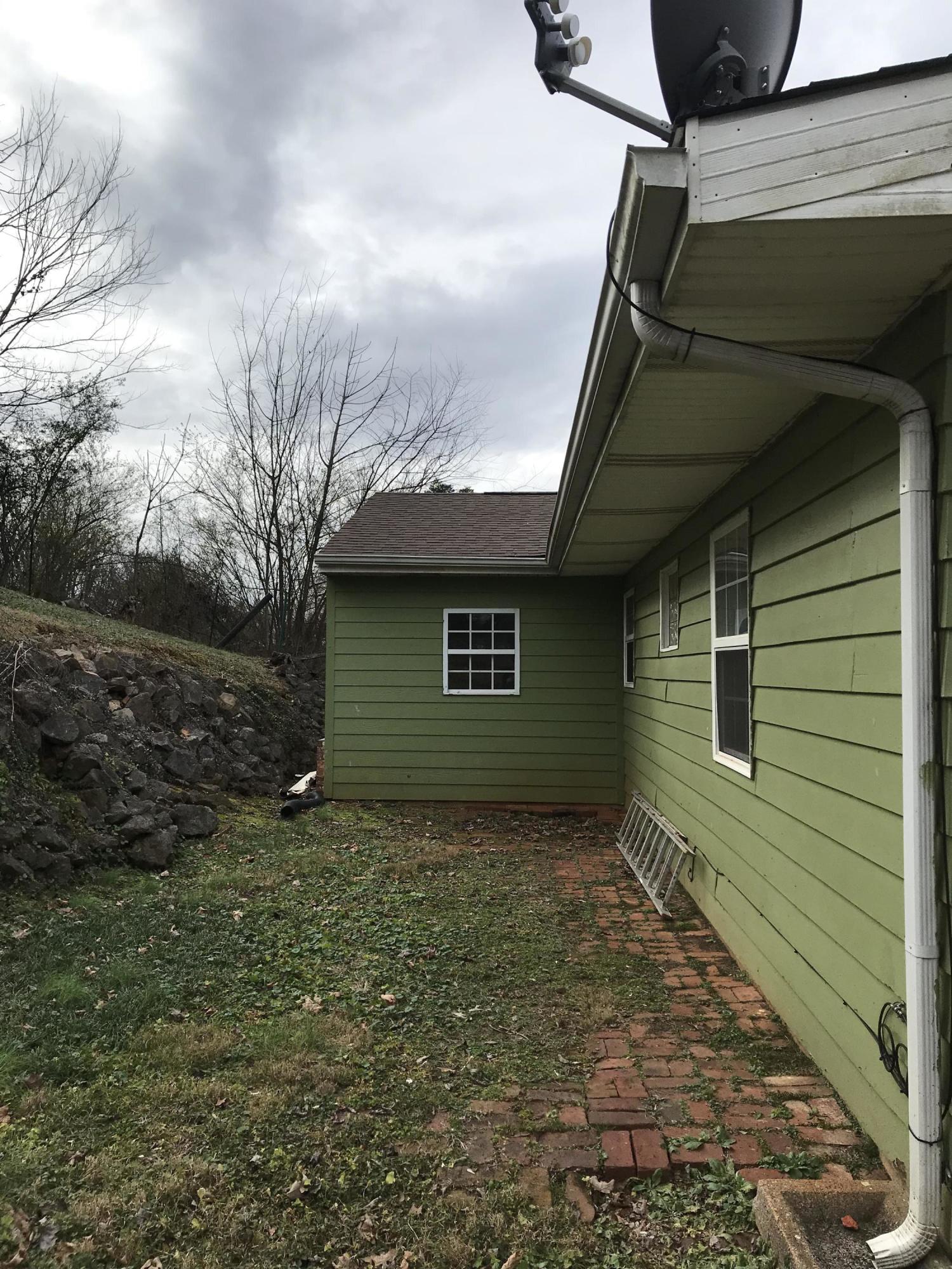 8215 Tamarack Road Knoxville, TN 37919 - Photo 28 of 29 J6MWC3odTy+%8tbfXliDqQ