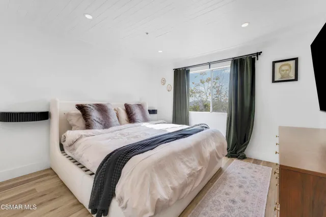 $490,000 | 2713 Antonio Drive, Unit 210, Camarillo, CA 93010