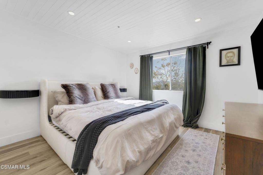 2713 Antonio Drive, Unit 210 Camarillo, CA 93010 - Photo 11 of 26