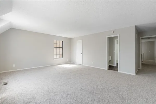 $220,000 | 8240 Northwest Birch Lane, Kansas City, MO 64151