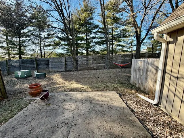 $225,000 | 8240 Northwest Birch Lane, Kansas City, MO 64151