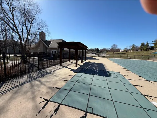 $220,000 | 8240 Northwest Birch Lane, Kansas City, MO 64151