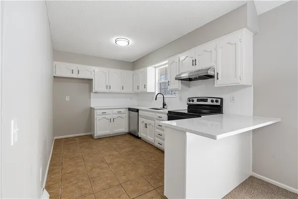 $220,000 | 8240 Northwest Birch Lane, Kansas City, MO 64151