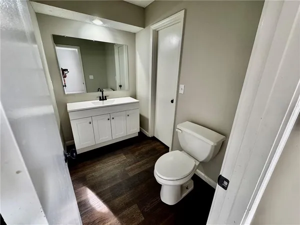 $220,000 | 8240 Northwest Birch Lane, Kansas City, MO 64151