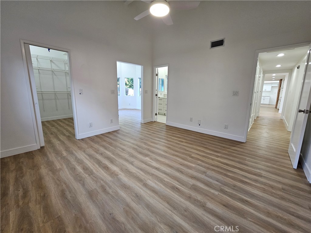 292 Villanova Road Costa Mesa, CA 92626 - Photo 12 of 19