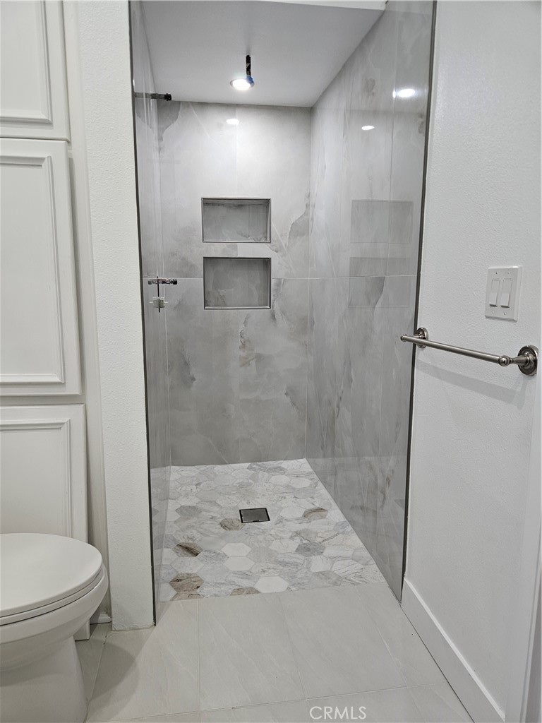 292 Villanova Road Costa Mesa, CA 92626 - Photo 14 of 19