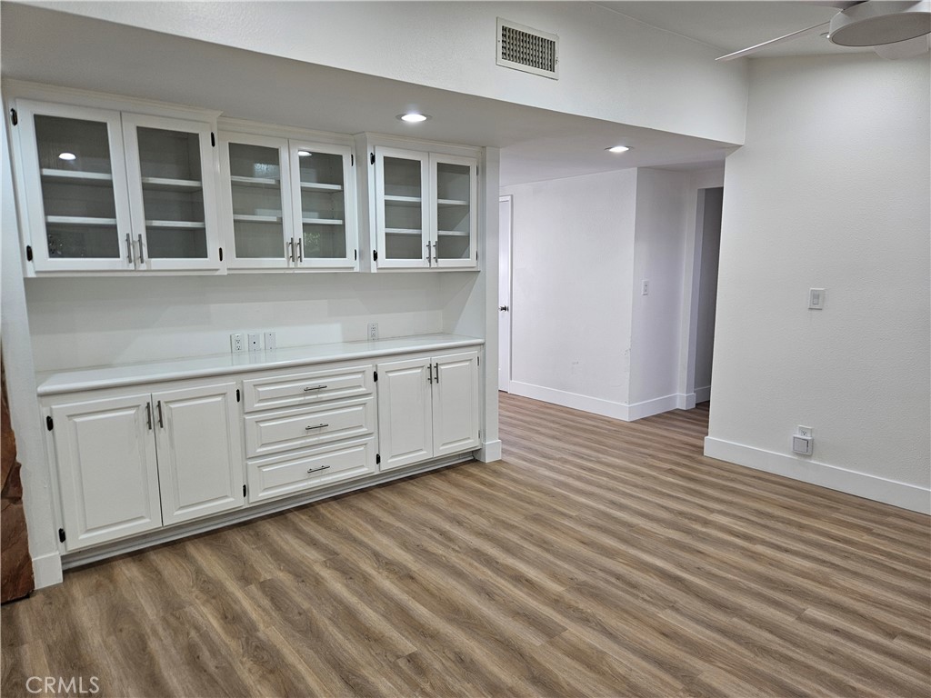 292 Villanova Road Costa Mesa, CA 92626 - Photo 6 of 19