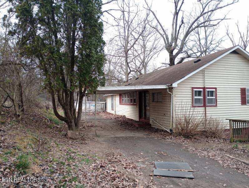 8512 Trout Road Mascot, TN 37806 - Photo 3 of 7 image000005