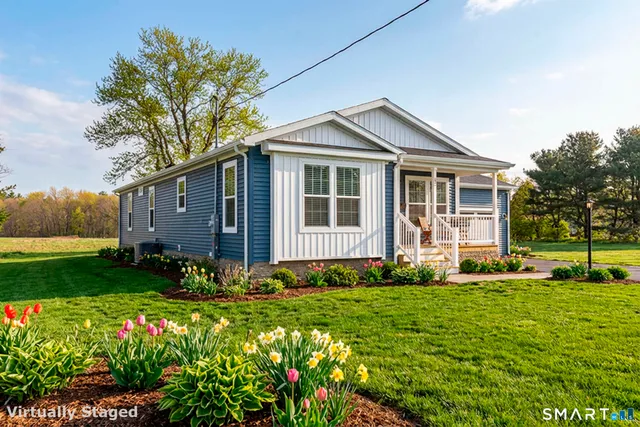 $575,000 | 67 Middle Road, Enfield, CT 06082