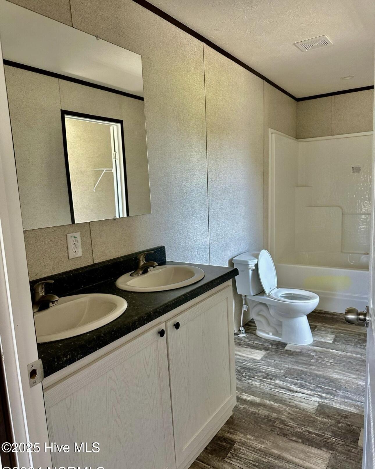 1881 Peacock Road Whiteville, NC 28472 - Photo 35 of 47 IMG_1532