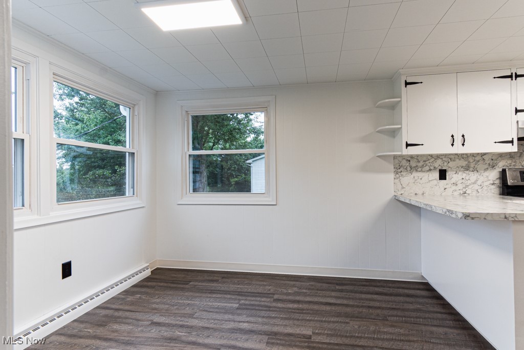 1290 Ridge Road Salem, OH 44460 - Photo 12 of 50 Eat-in kitchen area with new flooring