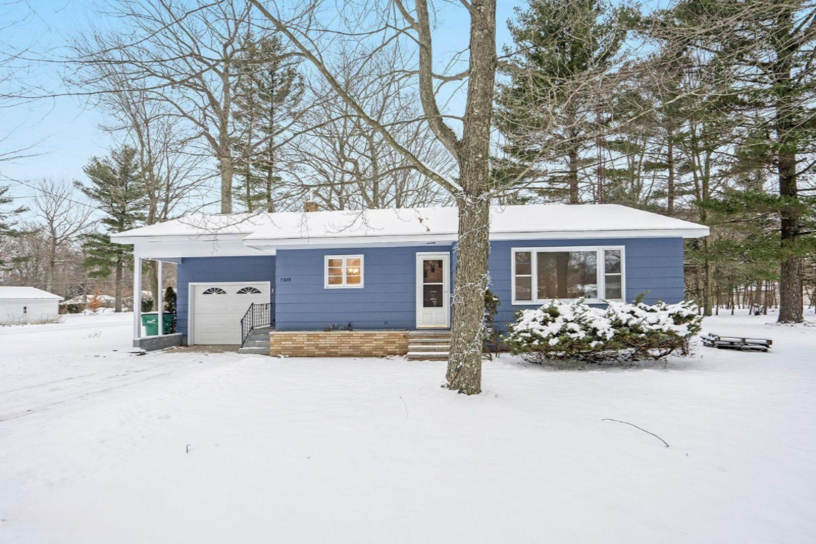 7889 South Michigan Avenue Rothbury, MI 49452 - Photo 18 of 25 18