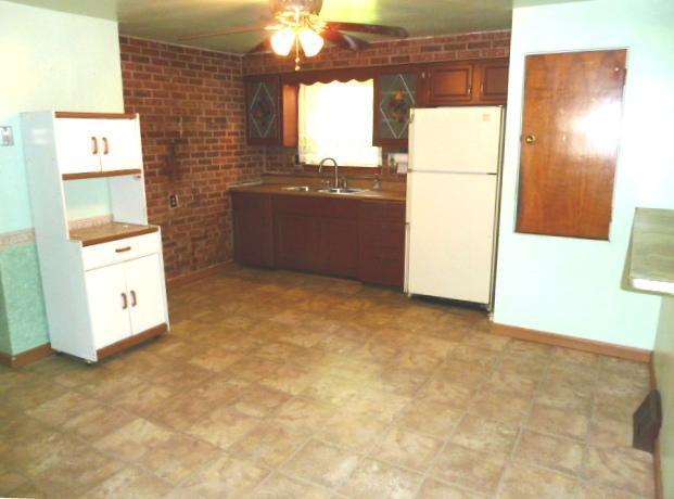 413.5 Johnston Road Pittsburgh, PA 15235 - Photo 6 of 25 Kitchen.