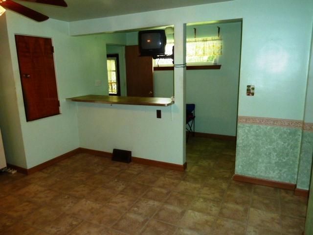 413.5 Johnston Road Pittsburgh, PA 15235 - Photo 7 of 25 Kitchen.
