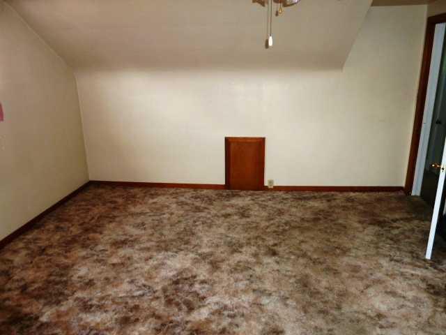 413.5 Johnston Road Pittsburgh, PA 15235 - Photo 10 of 25 Master Bedroom.