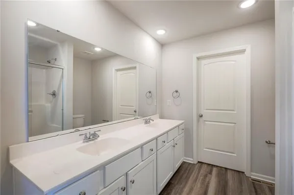 $370,000 | 721 Shane Lane, Belton, MO 64012