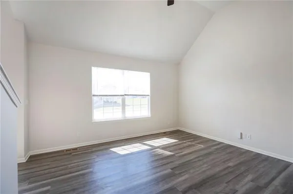 $370,000 | 721 Shane Lane, Belton, MO 64012