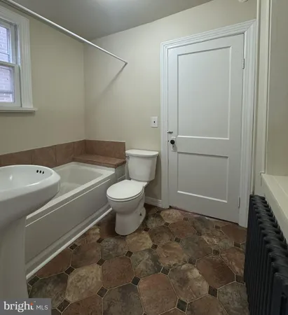 $1,500 | 211 South Maple Avenue, Martinsburg, WV 25401