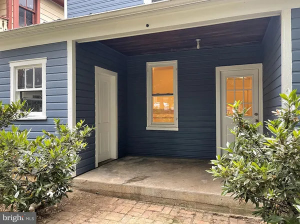 $1,500 | 211 South Maple Avenue, Martinsburg, WV 25401