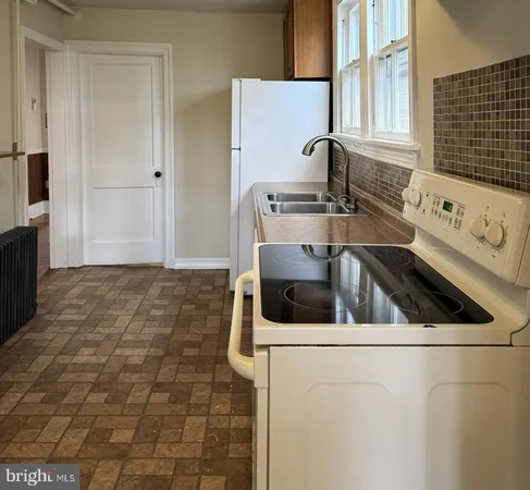 $1,500 | 211 South Maple Avenue, Martinsburg, WV 25401