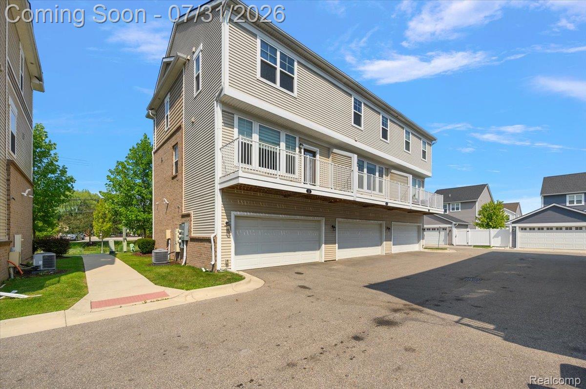 2500 Normandy Road Royal Oak, MI 48073 - Photo 47 of 47 15-2500 Normandy Unit 3-15.jpg