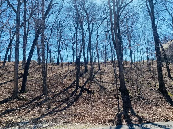 $69,900 | 1004 South Beacon Ridge, Lake Ozark, MO 65049